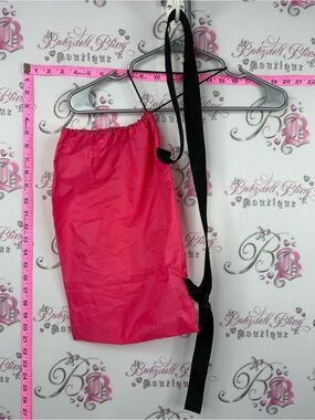 Bag travel straps Pink Travel Drawstring Bag with Black Strap